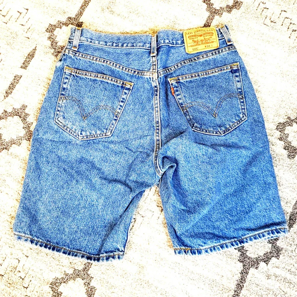 Levi’s 505 Regular Fit Denim Shorts Men’s Size 34 100% Cotton